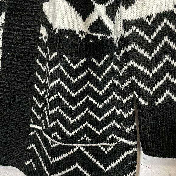 WAREHOUSE One Geometric Long Sleeve Cardigan Size Extra Small - Picture 8 of 16